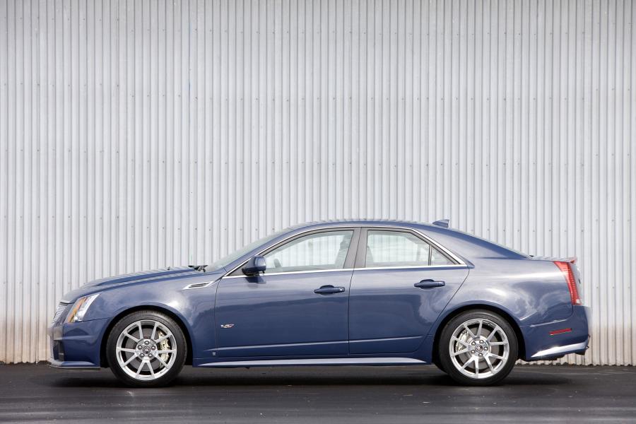  Cadillac CTS-V Coupe 2010 года  (фото 69 из 315)
